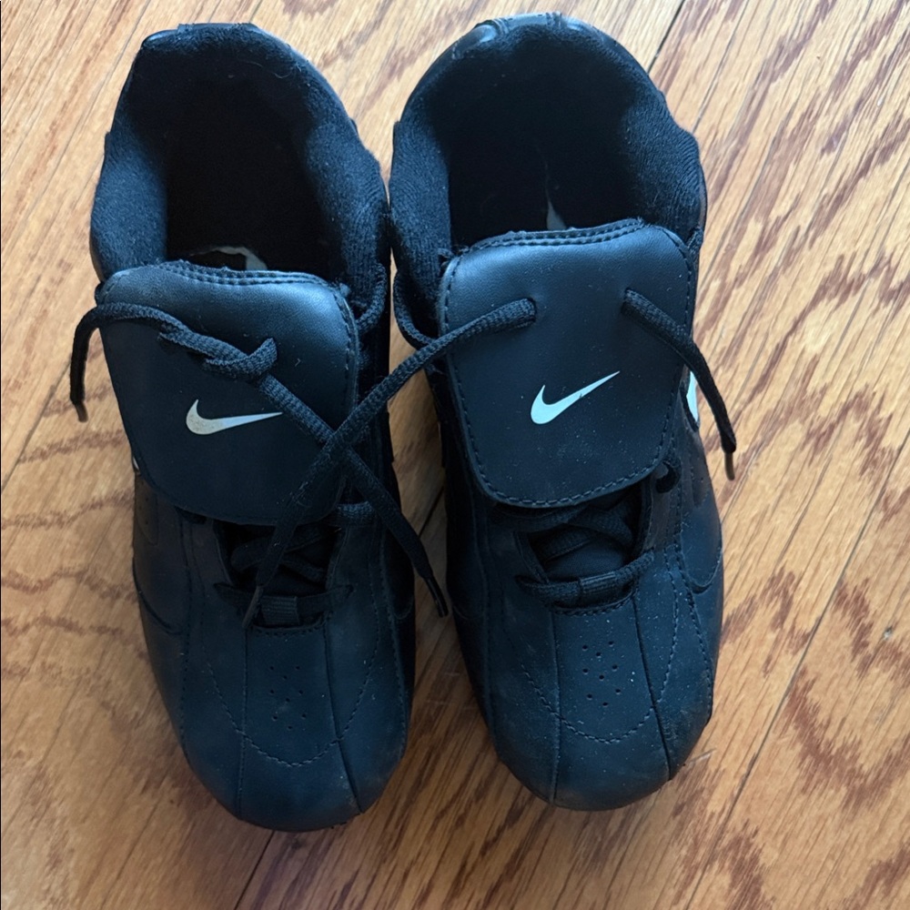 Baseball ⚾️ Nike Kids Black Sneakers